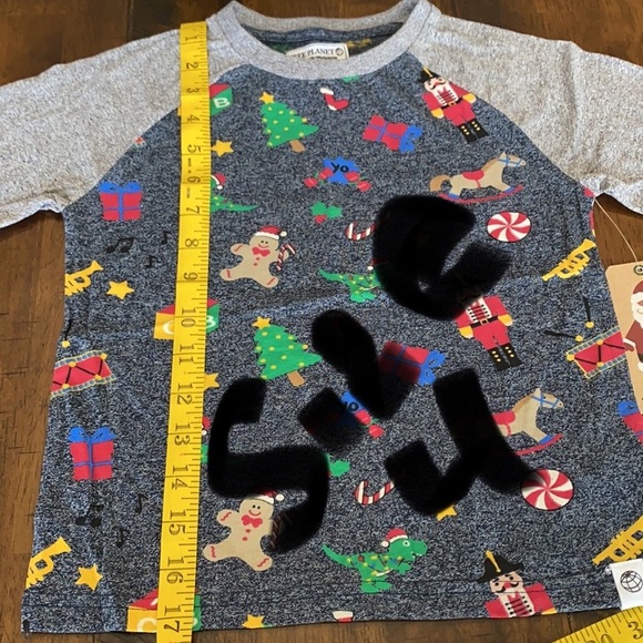 Free Planet Christmas T-Shirt - Picture 8 of 8